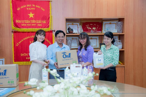 Nhãn hàng On1: Hướng đến cộng đồng qua hoạt động giáo dục - Ảnh 2. Nhãn hàng On1: Hướng đến cộng đồng qua hoạt động giáo dục - Ảnh 2.