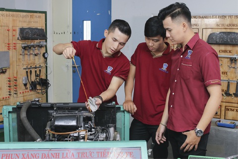 Những điều thí sinh cần lưu ý khi xét tuyển học bạ Trường ĐH Nguyễn Tất Thành - Ảnh 1. Những điều thí sinh cần lưu ý khi xét tuyển học bạ Trường ĐH Nguyễn Tất Thành - Ảnh 1.
