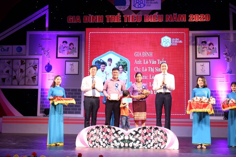 Mong bố mẹ không cãi nhau, mong chồng không chơi điện thoại nhiều - Ảnh 2. Mong bố mẹ không cãi nhau, mong chồng không chơi điện thoại nhiều - Ảnh 2.