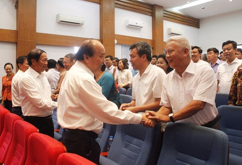 Thủ tướng Nguyễn Xuân Phúc: Chống dịch tốt mà đình đốn các mặt là chưa thành công - Ảnh 1. Thủ tướng Nguyễn Xuân Phúc: Chống dịch tốt mà đình đốn các mặt là chưa thành công - Ảnh 1.