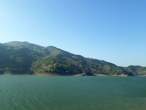 Cảnh đẹp thần tiên trên dòng sông Đà huyền thoại - Ảnh 3. Cảnh đẹp thần tiên trên dòng sông Đà huyền thoại - Ảnh 3.