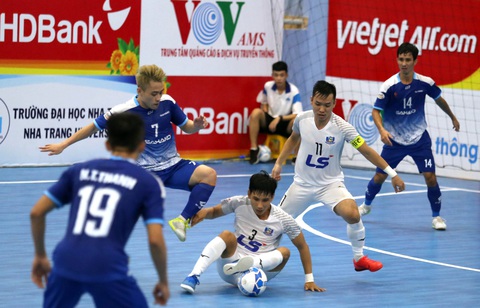 Không thể thắng Sahako, Thái Sơn Nam ra khỏi top 3 Giải futsal VĐQG 2020 - Ảnh 1. Không thể thắng Sahako, Thái Sơn Nam ra khỏi top 3 Giải futsal VĐQG 2020 - Ảnh 1.