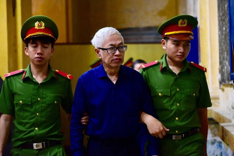 Ông Trần Phương Bình xin lỗi, xin được khoan hồng - Ảnh 1. Ông Trần Phương Bình xin lỗi, xin được khoan hồng - Ảnh 1.
