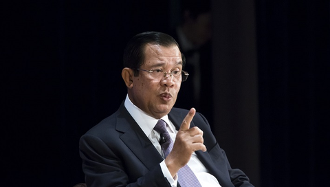 Ông Hun Sen: Ai đủ sức thay tôi thì bước ra đây? Chả có ai hết! - Ảnh 1. Ông Hun Sen: Ai đủ sức thay tôi thì bước ra đây? Chả có ai hết! - Ảnh 1.