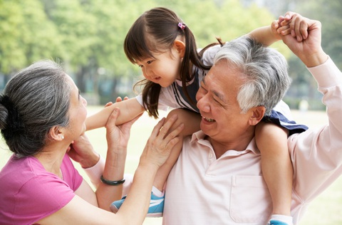 Tăng cường miễn dịch cho cha mẹ với trị liệu thần kinh cột sống - Ảnh 2. Tăng cường miễn dịch cho cha mẹ với trị liệu thần kinh cột sống - Ảnh 2.