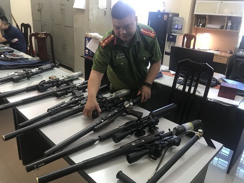 Phá đường dây mua bán linh kiện súng săn lậu trên mạng xã hội - Ảnh 1. Phá đường dây mua bán linh kiện súng săn lậu trên mạng xã hội - Ảnh 1.