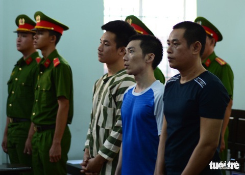 Huy nấm độc nhận tổng mức án 25 năm 6 tháng tù - Ảnh 1. Huy nấm độc nhận tổng mức án 25 năm 6 tháng tù - Ảnh 1.