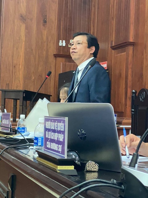 Phúc thẩm vụ án bị cáo Hứa Thị Phấn: Bất ngờ xét hỏi lại về các tài sản - Ảnh 2. Phúc thẩm vụ án bị cáo Hứa Thị Phấn: Bất ngờ xét hỏi lại về các tài sản - Ảnh 2.