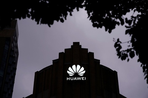 Tin độc quyền Reuters: Mỹ xác định Huawei và 19 công ty do quân đội Trung Quốc đứng sau - Ảnh 1. Tin độc quyền Reuters: Mỹ xác định Huawei và 19 công ty do quân đội Trung Quốc đứng sau - Ảnh 1.