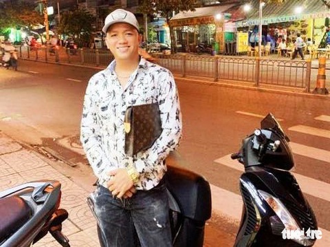 ‘Băng nhóm áo cam’ được cho tiền, phát áo để náo loạn ở Bình Tân - Ảnh 2. ‘Băng nhóm áo cam’ được cho tiền, phát áo để náo loạn ở Bình Tân - Ảnh 2.