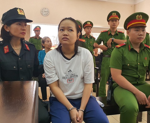 Các bên nói gì về tình tiết bất ngờ 1 nạn nhân vụ thi thể trong bêtông chưa chết? - Ảnh 1. Các bên nói gì về tình tiết bất ngờ 1 nạn nhân vụ thi thể trong bêtông chưa chết? - Ảnh 1.