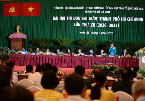 TP.HCM đưa phong trào thi đua thành động lực vực dậy kinh tế - Ảnh 1. TP.HCM đưa phong trào thi đua thành động lực vực dậy kinh tế - Ảnh 1.