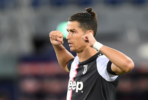 Ronaldo rực sáng, Juventus thắng đậm Lecce - Ảnh 1. Ronaldo rực sáng, Juventus thắng đậm Lecce - Ảnh 1.