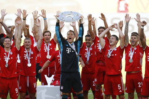 Bayern Munich đăng quang trong lặng lẽ - Ảnh 4. Bayern Munich đăng quang trong lặng lẽ - Ảnh 4.