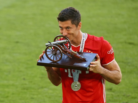 Bayern Munich đăng quang trong lặng lẽ - Ảnh 8. Bayern Munich đăng quang trong lặng lẽ - Ảnh 8.