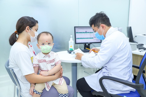 Khai trương trung tâm tiêm chủng VNVC Đông Anh - Ảnh 2. Khai trương trung tâm tiêm chủng VNVC Đông Anh - Ảnh 2.