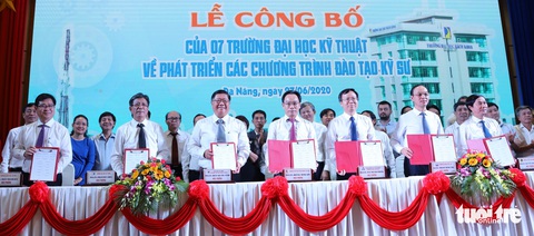 7 trường ĐH kỹ thuật hàng đầu ‘bắt tay’ đào tạo kỹ sư tương đương trình độ thạc sĩ - Ảnh 1. 7 trường ĐH kỹ thuật hàng đầu ‘bắt tay’ đào tạo kỹ sư tương đương trình độ thạc sĩ - Ảnh 1.