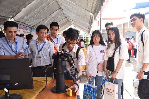 Đề thi tốt nghiệp THPT năm nay dễ hay khó? - Ảnh 6. Đề thi tốt nghiệp THPT năm nay dễ hay khó? - Ảnh 6.