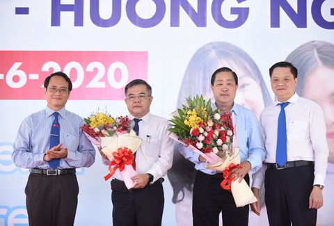 Sáng nay báo Tuổi Trẻ tư vấn tuyển sinh tại Cần Thơ, Hải Phòng: Khám phá ngành nghề, săn tìm cơ hội - Ảnh 6. Sáng nay báo Tuổi Trẻ tư vấn tuyển sinh tại Cần Thơ, Hải Phòng: Khám phá ngành nghề, săn tìm cơ hội - Ảnh 6.