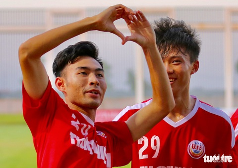 Hàng thủ mơ ngủ, Hoàng Anh Gia Lai lần thứ 3 lỡ hẹn chức vô địch U19 quốc gia - Ảnh 3. Hàng thủ mơ ngủ, Hoàng Anh Gia Lai lần thứ 3 lỡ hẹn chức vô địch U19 quốc gia - Ảnh 3.