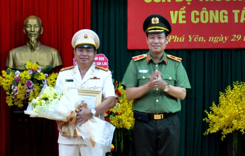 Phó giám đốc Công an Gia Lai làm giám đốc Công an Phú Yên - Ảnh 1. Phó giám đốc Công an Gia Lai làm giám đốc Công an Phú Yên - Ảnh 1.