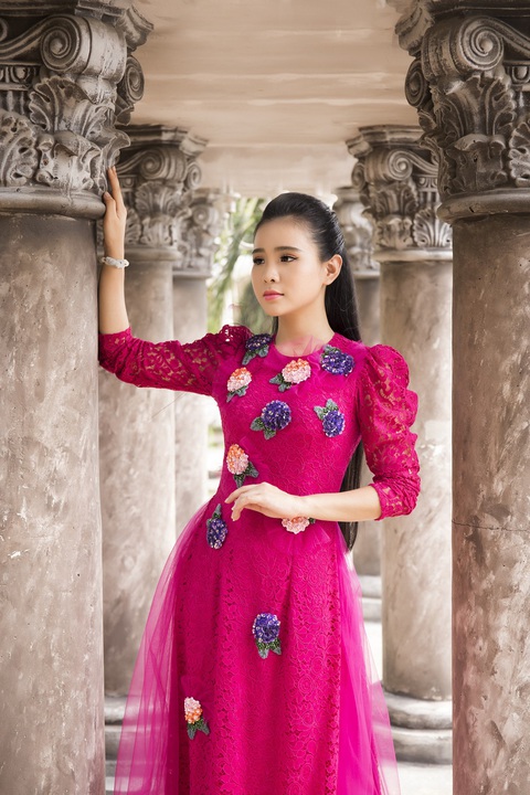 Thiên thần bolero Quỳnh Trang mang lại làn gió mới với liên khúc 30 bài bolero - Ảnh 1. Thiên thần bolero Quỳnh Trang mang lại làn gió mới với liên khúc 30 bài bolero - Ảnh 1.