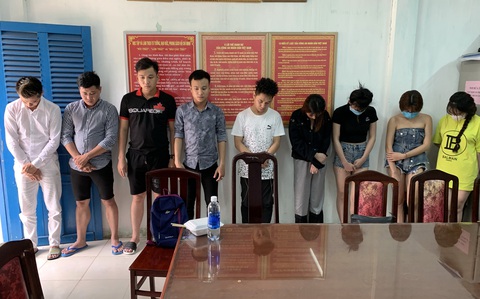 Từ TP.HCM xuống Vũng Tàu thuê nhà nghỉ chơi ma túy tập thể - Ảnh 1. Từ TP.HCM xuống Vũng Tàu thuê nhà nghỉ chơi ma túy tập thể - Ảnh 1.
