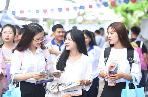 Có nên đua vào ngành công nghệ, ôtô? - Ảnh 1. Có nên đua vào ngành công nghệ, ôtô? - Ảnh 1.