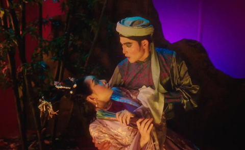 Chi Pu hóa thân đào cải lương trong Cung đàn vỡ đôi - Ảnh 3. Chi Pu hóa thân đào cải lương trong Cung đàn vỡ đôi - Ảnh 3.