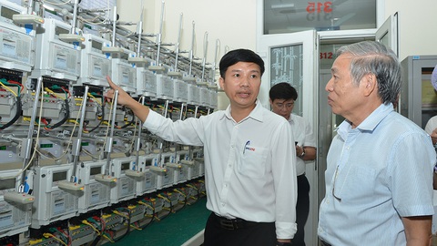 2 tháng gần đây, mỗi tháng có hơn 2.000 vụ ghi sai chỉ số côngtơ - Ảnh 1. 2 tháng gần đây, mỗi tháng có hơn 2.000 vụ ghi sai chỉ số côngtơ - Ảnh 1.