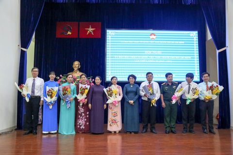 Mặt trận Tổ quốc phải báo cáo cho dân công tác phòng chống tham nhũng - Ảnh 2. Mặt trận Tổ quốc phải báo cáo cho dân công tác phòng chống tham nhũng - Ảnh 2.