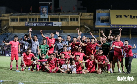 HLV Sài Gòn FC: Chẳng có gì bất ngờ khi chúng tôi đánh bại Hà Nội FC - Ảnh 2. HLV Sài Gòn FC: Chẳng có gì bất ngờ khi chúng tôi đánh bại Hà Nội FC - Ảnh 2.