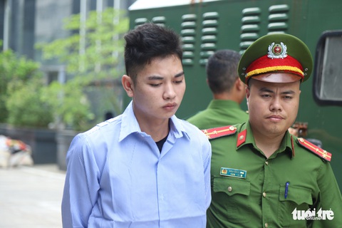 Xuất hiện tình tiết mới, trả hồ sơ vụ nam sinh chạy Grab bị sát hại - Ảnh 3. Xuất hiện tình tiết mới, trả hồ sơ vụ nam sinh chạy Grab bị sát hại - Ảnh 3.