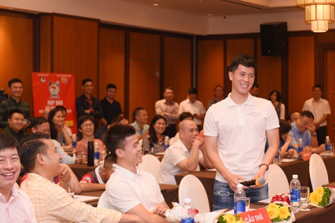 Cựu danh thủ Hồng Sơn: Nhiều người nói tôi phải làm HLV ở V-League hoặc đội tuyển - Ảnh 2. Cựu danh thủ Hồng Sơn: Nhiều người nói tôi phải làm HLV ở V-League hoặc đội tuyển - Ảnh 2.
