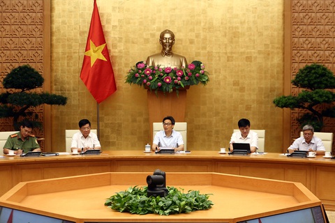 Xây dựng quy trình cho chuyên gia nước ngoài vào, kiểm chặt dịch bệnh - Ảnh 1. Xây dựng quy trình cho chuyên gia nước ngoài vào, kiểm chặt dịch bệnh - Ảnh 1.