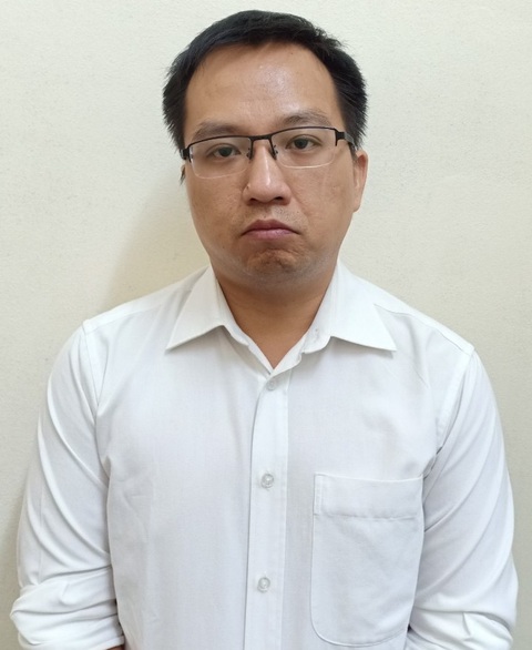 Bắt thêm cán bộ Tổng cục Hải quan tiếp tay buôn lậu quặng - Ảnh 1. Bắt thêm cán bộ Tổng cục Hải quan tiếp tay buôn lậu quặng - Ảnh 1.