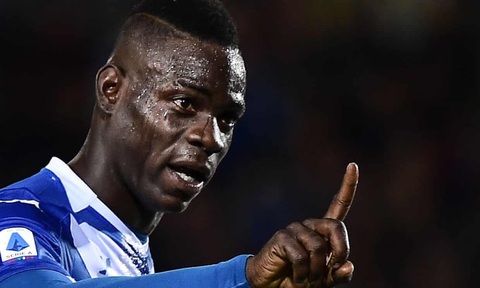 Balotelli bị sa thải vì thói vô kỷ luật - Ảnh 1. Balotelli bị sa thải vì thói vô kỷ luật - Ảnh 1.
