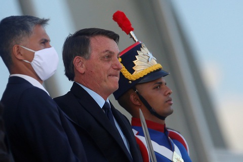 Tổng thống Brazil dọa rút khỏi WHO vì bị cảnh báo nguy cơ COVID-19 lan rộng - Ảnh 1. Tổng thống Brazil dọa rút khỏi WHO vì bị cảnh báo nguy cơ COVID-19 lan rộng - Ảnh 1.