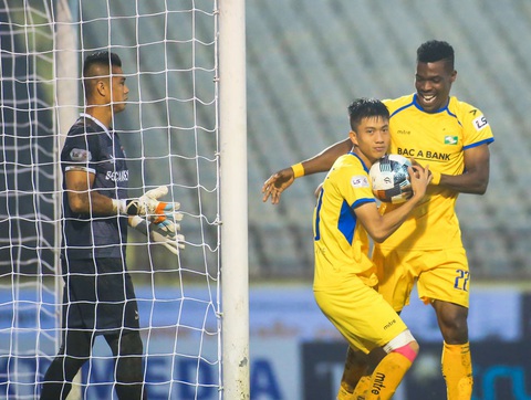 Vòng 3 V-League 2020: SHB Đà Nẵng vẫn chưa biết thắng - Ảnh 2. Vòng 3 V-League 2020: SHB Đà Nẵng vẫn chưa biết thắng - Ảnh 2.