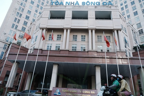 Làm 3 đoạn cao tốc Bắc - Nam bằng vốn công: Lại muốn chỉ định thầu cho con cưng - Ảnh 1. Làm 3 đoạn cao tốc Bắc - Nam bằng vốn công: Lại muốn chỉ định thầu cho con cưng - Ảnh 1.