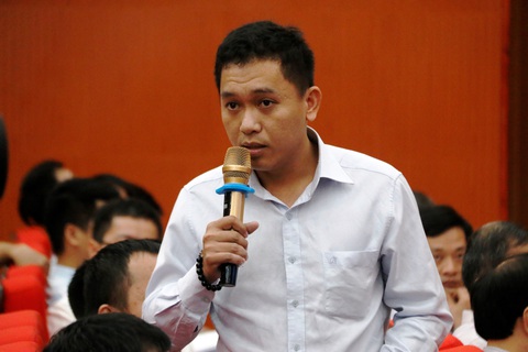 Chủ tịch tỉnh mời doanh nghiệp IT về định hướng cho học sinh chọn ngành công nghệ thông tin - Ảnh 3. Chủ tịch tỉnh mời doanh nghiệp IT về định hướng cho học sinh chọn ngành công nghệ thông tin - Ảnh 3.