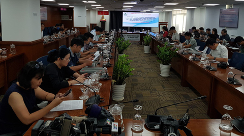 Khởi tố vụ án ‘băng nhóm áo cam’ náo loạn quán ốc ở Bình Tân - Ảnh 1. Khởi tố vụ án ‘băng nhóm áo cam’ náo loạn quán ốc ở Bình Tân - Ảnh 1.