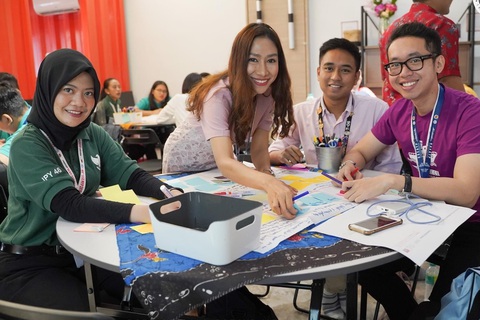 Đi tình nguyện để góp phần thay đổi tư duy - Ảnh 1. Đi tình nguyện để góp phần thay đổi tư duy - Ảnh 1.