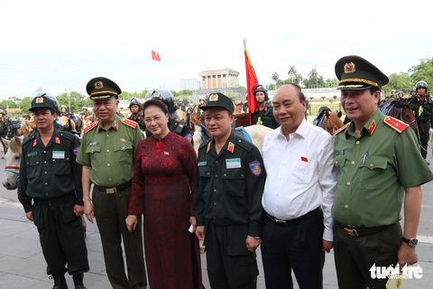 Ra mắt Đoàn cảnh sát cơ động kỵ binh - Ảnh 4. Ra mắt Đoàn cảnh sát cơ động kỵ binh - Ảnh 4.