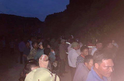 Bé trai 5 tuổi chết trong nhà hoang, hai tay bị trói - Ảnh 1. Bé trai 5 tuổi chết trong nhà hoang, hai tay bị trói - Ảnh 1.