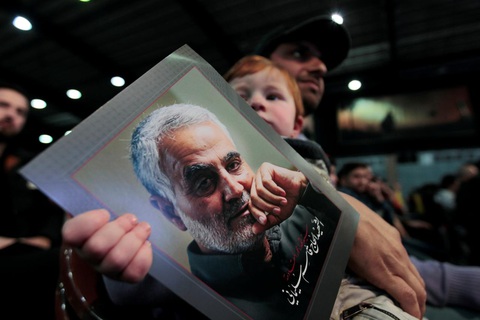 Iran tử hình người cung cấp thông tin về tướng Qassem Soleimani cho Mỹ - Ảnh 1. Iran tử hình người cung cấp thông tin về tướng Qassem Soleimani cho Mỹ - Ảnh 1.
