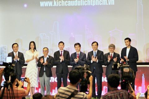 TP.HCM kích cầu du lịch, giảm giá sâu chưa từng có đến hết năm - Ảnh 2. TP.HCM kích cầu du lịch, giảm giá sâu chưa từng có đến hết năm - Ảnh 2.