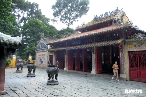 Những hình ảnh kể sự tích ở lăng Tả quân Lê Văn Duyệt - Ảnh 5. Những hình ảnh kể sự tích ở lăng Tả quân Lê Văn Duyệt - Ảnh 5.