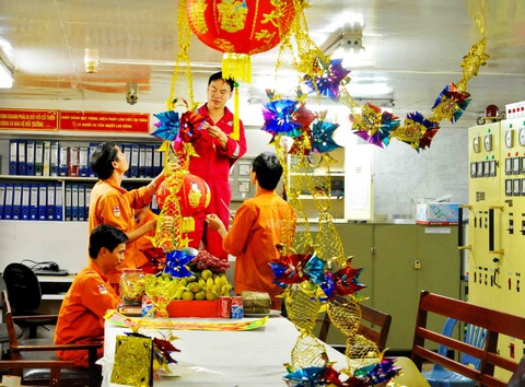 Xây dựng văn hoá PVN của những người đi tìm lửa - Ảnh 1. Xây dựng văn hoá PVN của những người đi tìm lửa - Ảnh 1.
