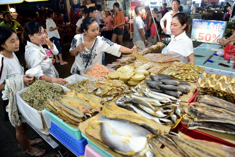 Dân Phú Quốc mong sớm từ huyện lên thành phố - Ảnh 1. Dân Phú Quốc mong sớm từ huyện lên thành phố - Ảnh 1.